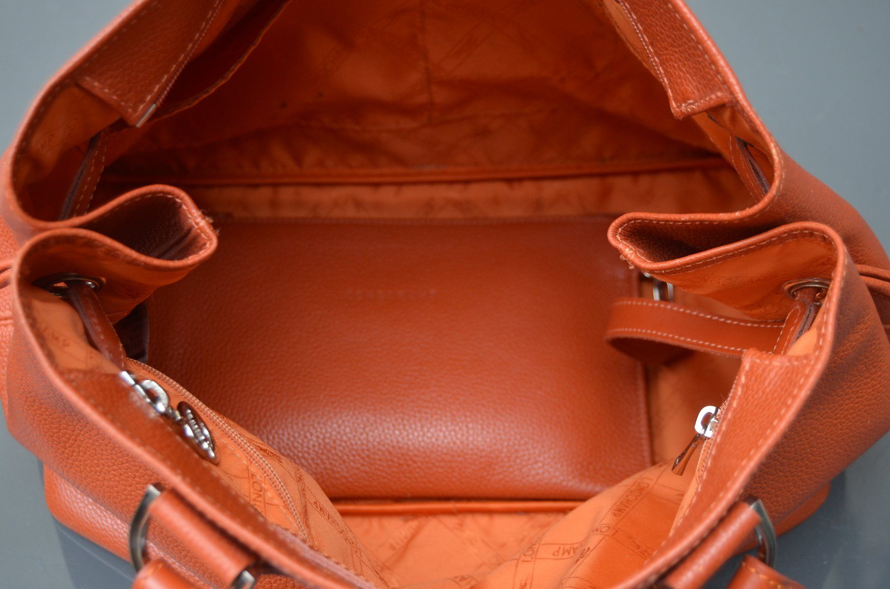 Longchamp Sacs femmes: Longchamp Tasche / sac + pochette – D'occasion à Collonges par Auganien 8