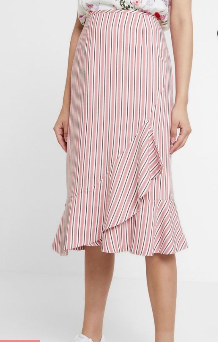 Ted Baker Gonne: Ted Baker – Usato da Gümmenen venduto da Monsieur_Finn 1