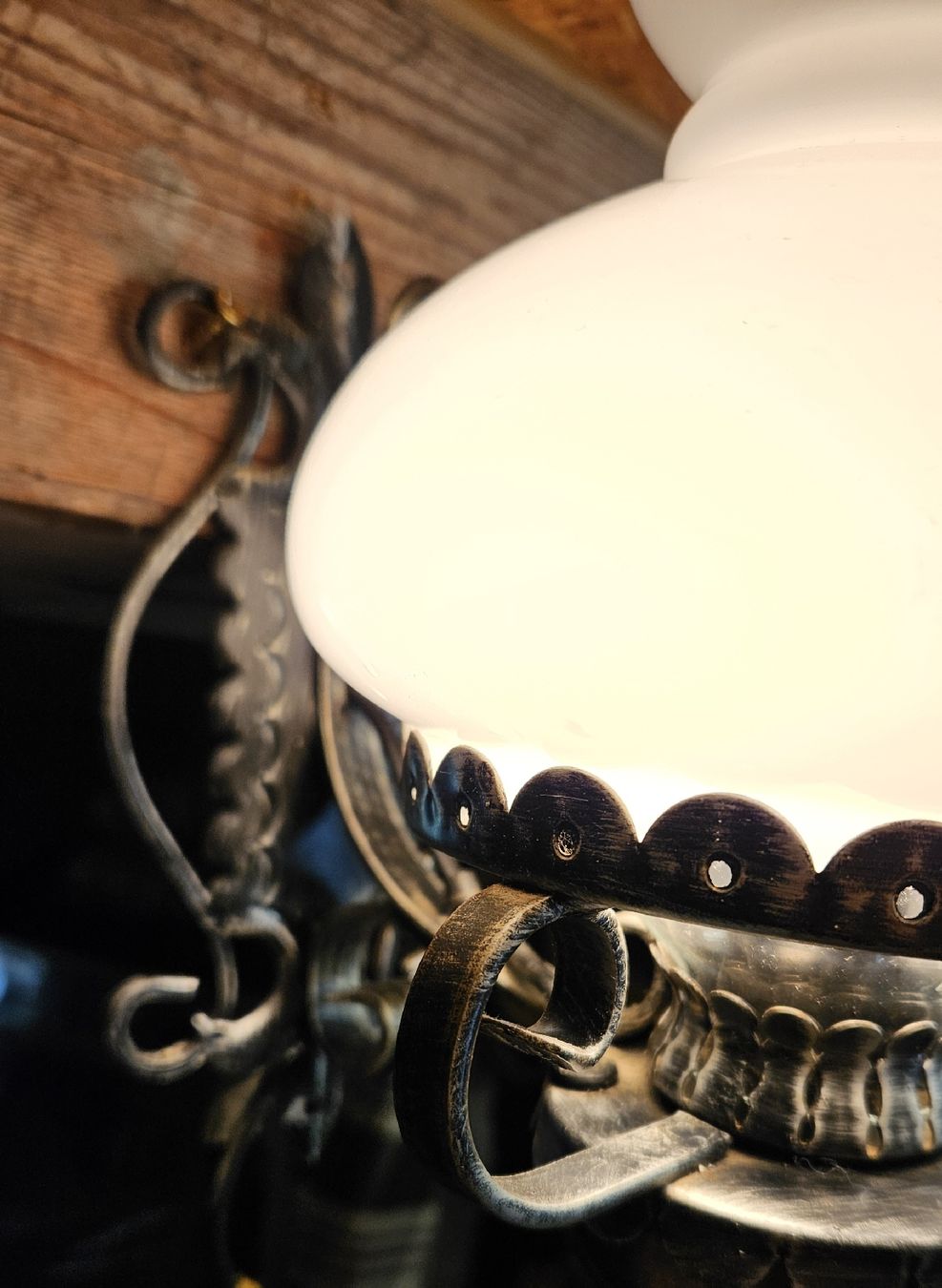 Lampen: Ältere Lampe gut erhalten – Gebraucht aus Thun von Engel114 2