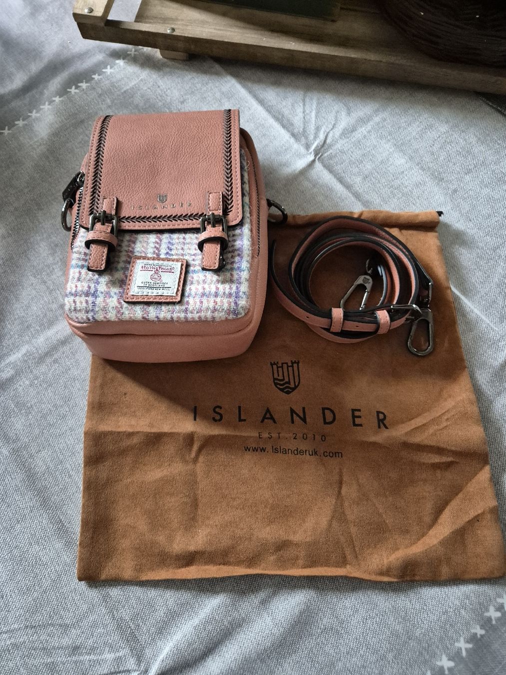 Borse da donna: schöne ISLANDER Umhänge Tasche  – Nuovo (secondo la descrizione) da Schaffhausen venduto da monikaD010203