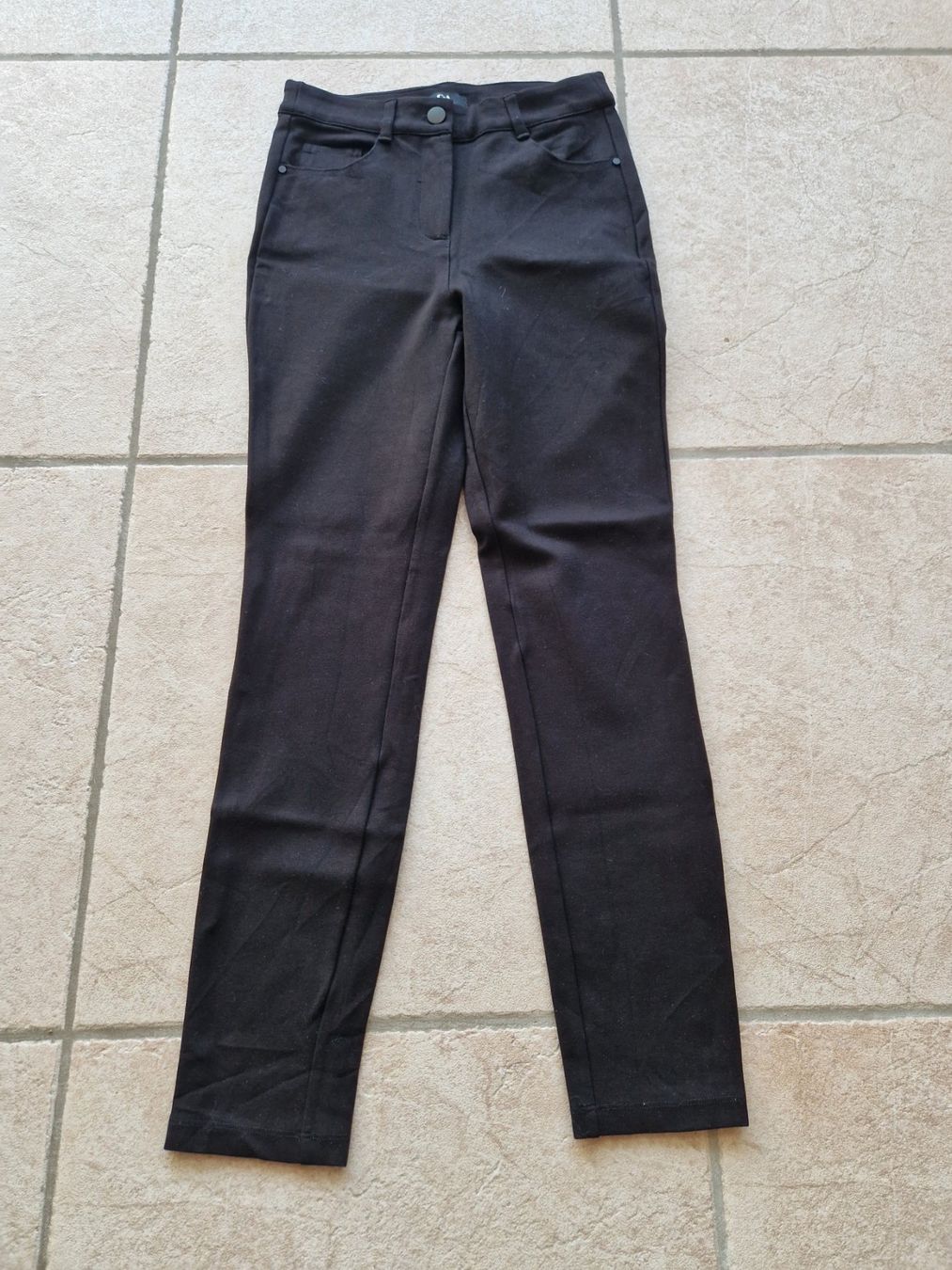 C&A Pantaloni: Hose Gr:  34 – Usato da Seftigen venduto da ast_k6sk