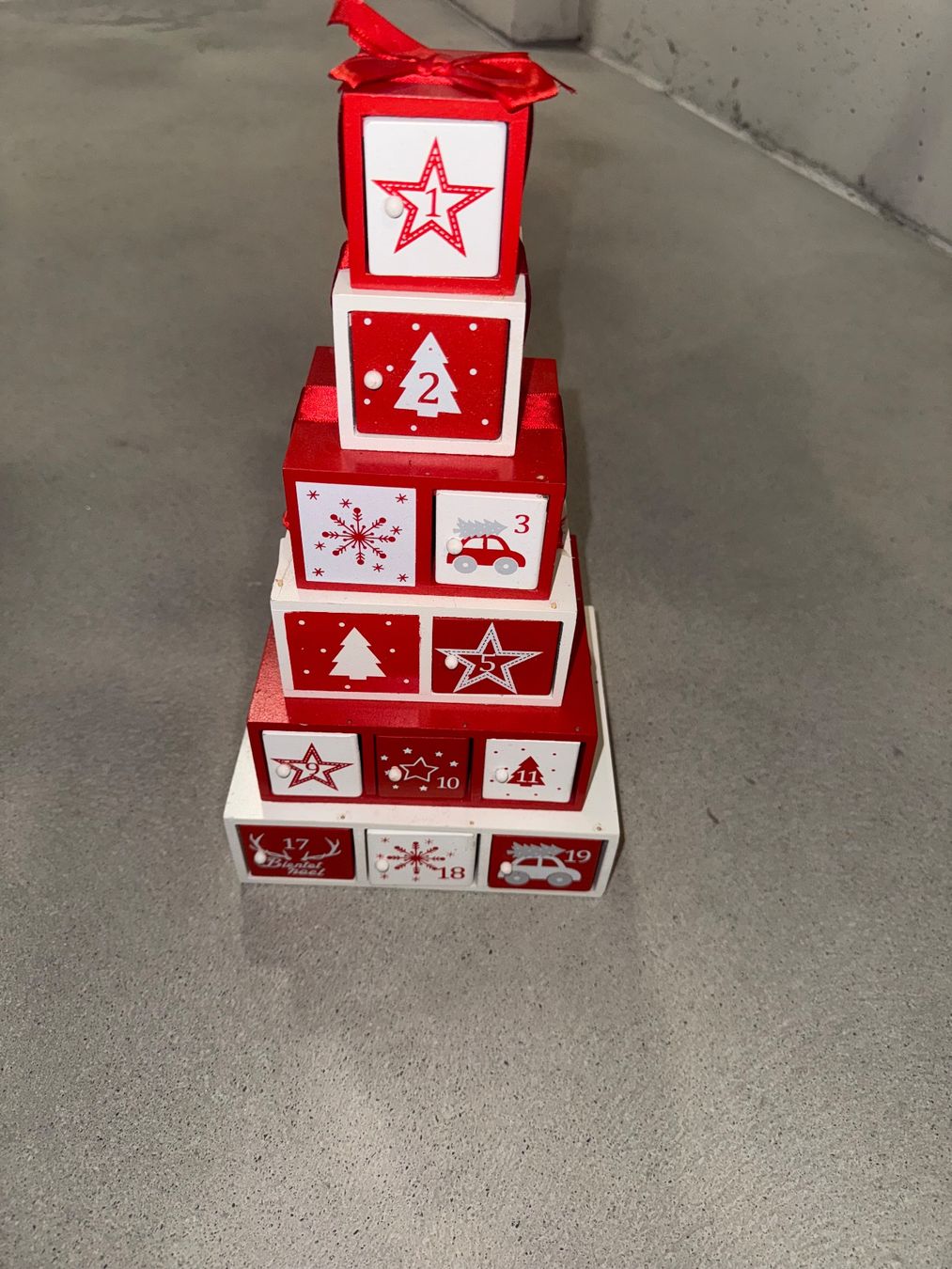 Calendari: Adventskalender – Usato da Horw venduto da ver_kls9