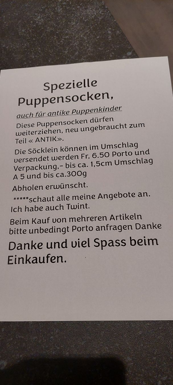 Bambole: 2 handgestrickte Puppensocken lindengrün neu – Nuovo (secondo la descrizione) da Muri AG venduto da nindo1 9
