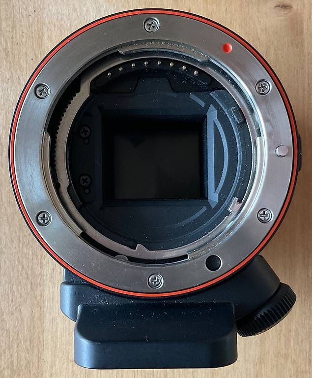 Adattatori foto: Sony LA-EA1, Objektiv-Adapter für Foto- oder Videocamera – Usato da Spiegel b. Bern venduto da Gerber100 1