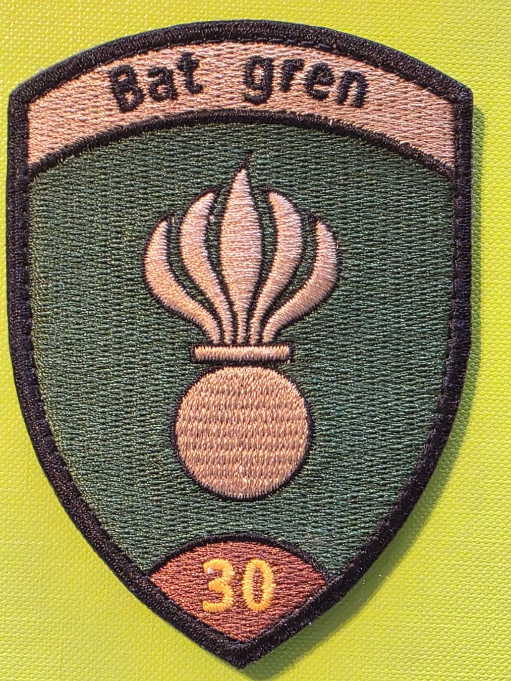 Schweizer Armee Placchette & Badge: Bat Grenadier 30 Braun Original neu Klett – Nuovo (secondo la descrizione) da Prangins venduto da AdjEM08