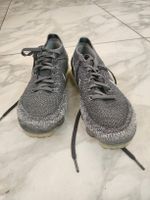 Nike Air VaporMax, taille 41, baskets d'été grises