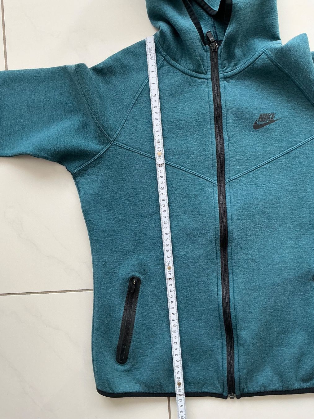 Nike Vestes: Nike Jacke Gr.L – D'occasion à Biel-Benken BL par Sahra1 6
