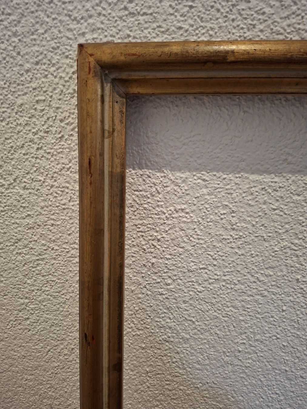 Cornici: Alter Bilderrahmen Holz bronzefarben mit Patina 55x75 – Usato da Klingnau venduto da vollmond36 1