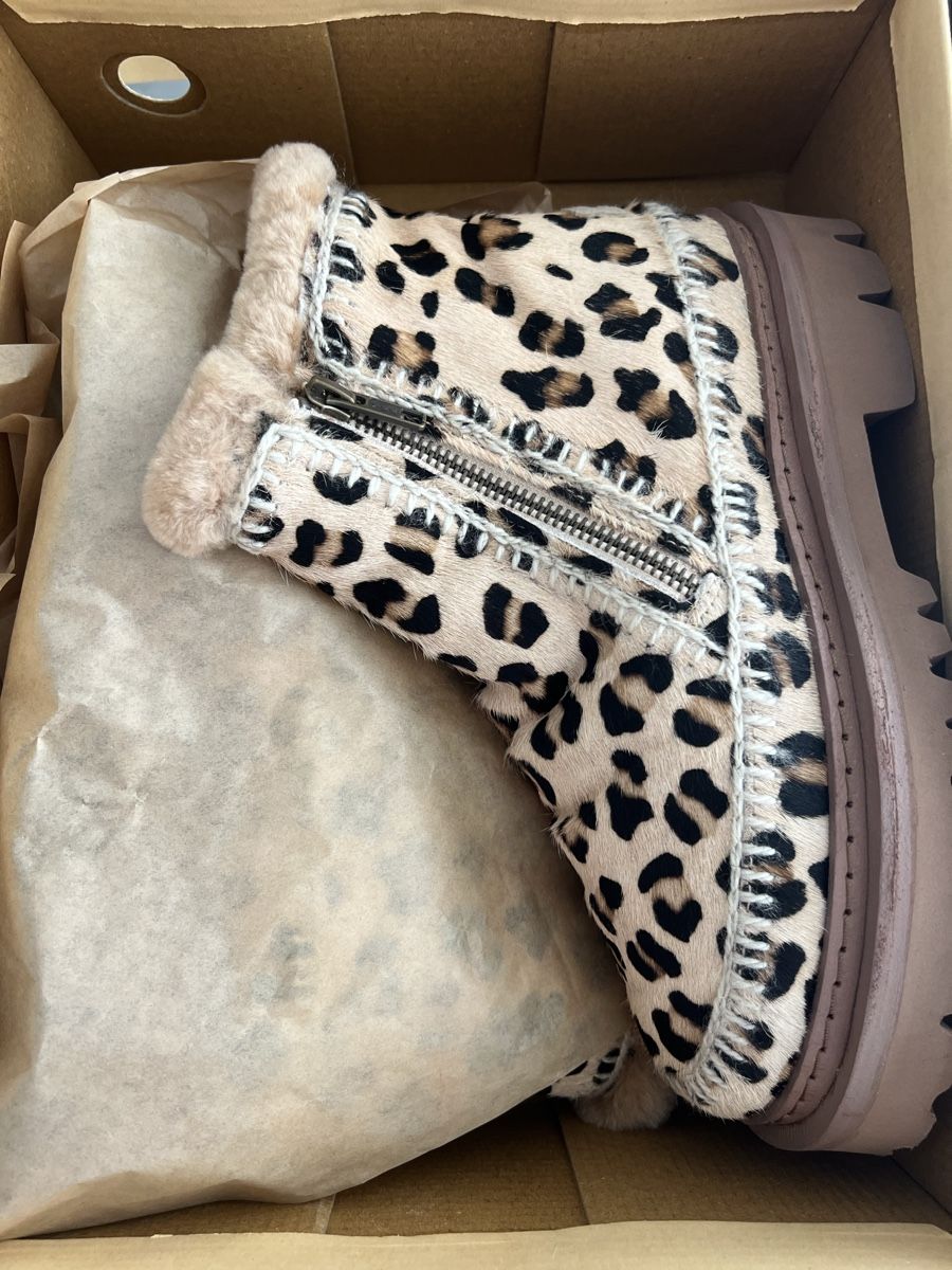 Scarpe da donna: Laidback London winter boots size 38 – Nuovo e nell'imballaggio originale da Oberägeri venduto da anv_6z5c