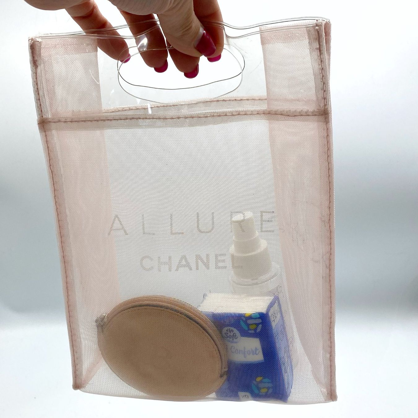 Chanel Borse da donna: Chanel Täschli Allure, transparent, Sommer Accessoire – Usato da Ronco sopra Ascona venduto da liz_dbg6