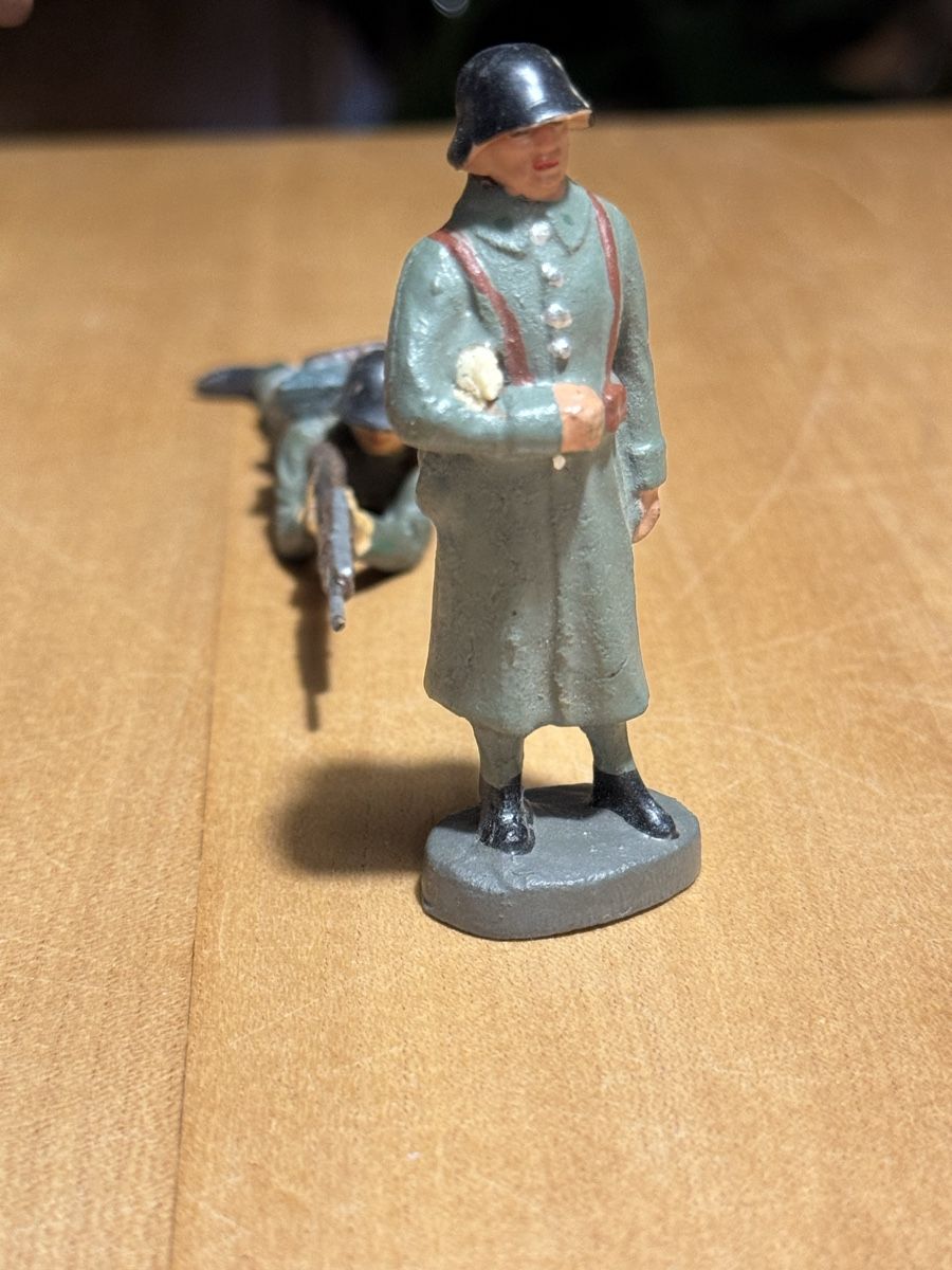 Statuette: Elastolin Soldaten – Usato da Oberburg venduto da lajoe 5