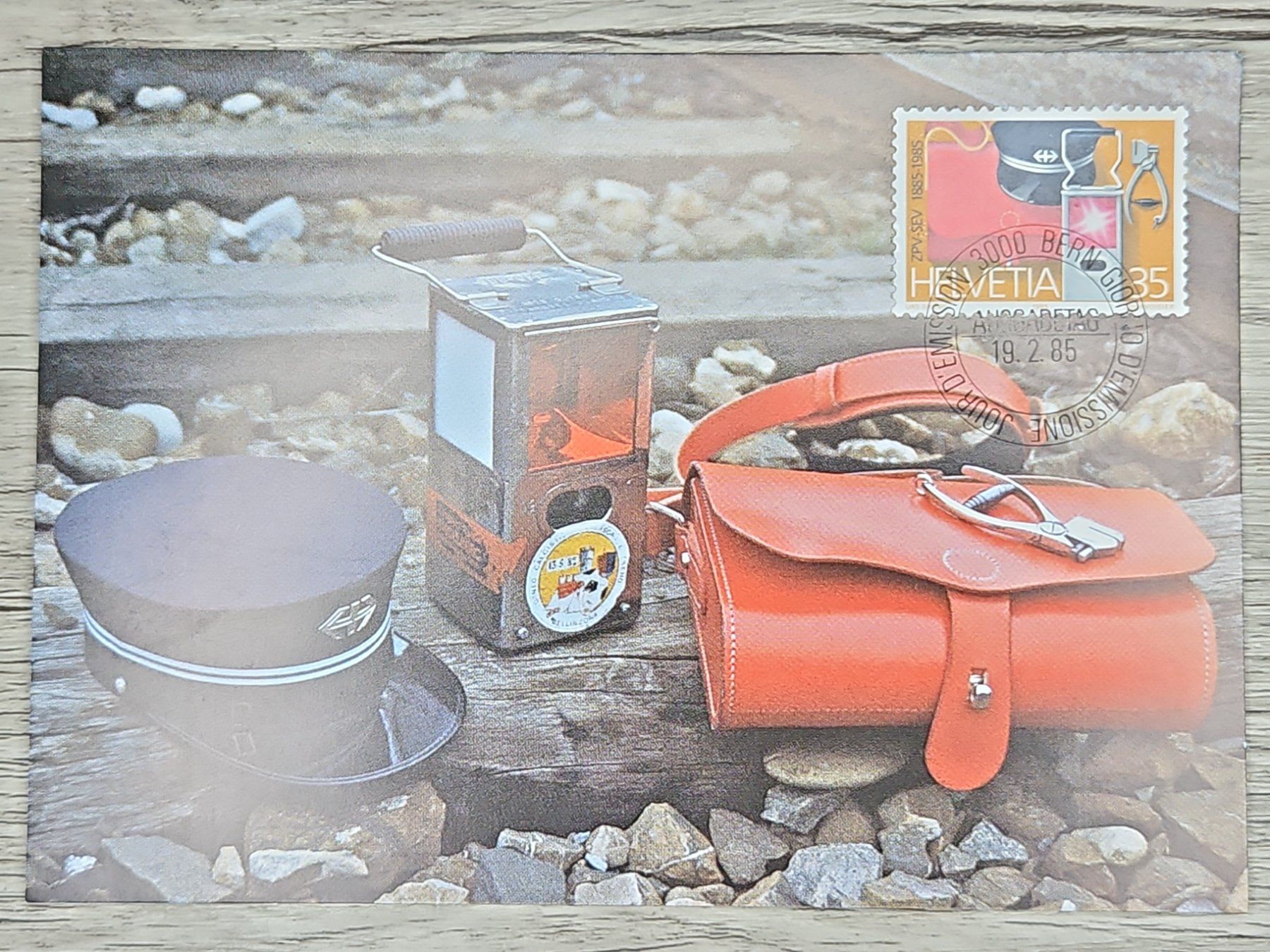Tutti i francobolli: CL04 Carte Postale + Timbre Suisse 1985 – Usato da Cousset venduto da Patrick_Collections