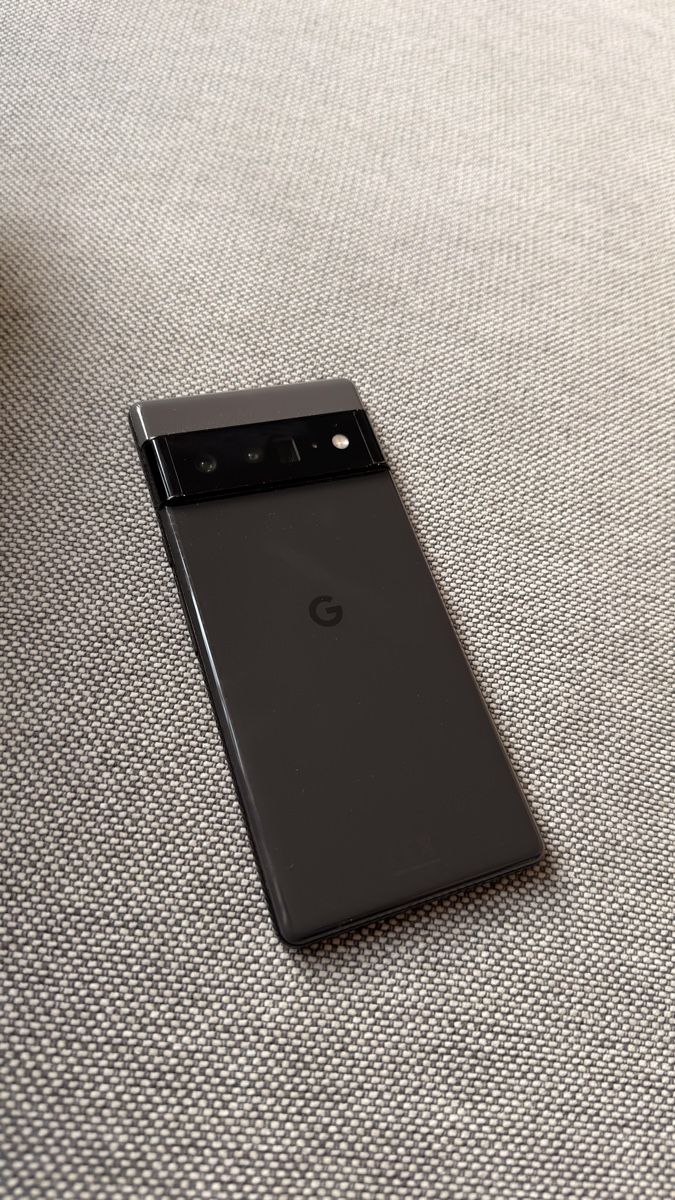 Google Telefoni cellulari / Smartphones: Google Pixel 6 Pro - Display damaged – Difettoso da Bellinzona venduto da PadronP