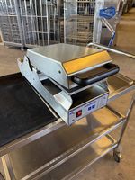 Duniform DF20 Profi-Siegelmaschine inkl. 2 Einsätzen