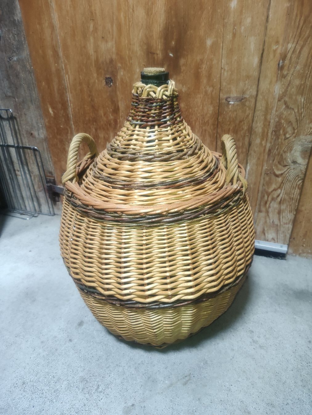Bottiglie: Wunderschöne korbflasche Korb Weinflasche – Usato da Reichenbach i.k. venduto da Bcarlos