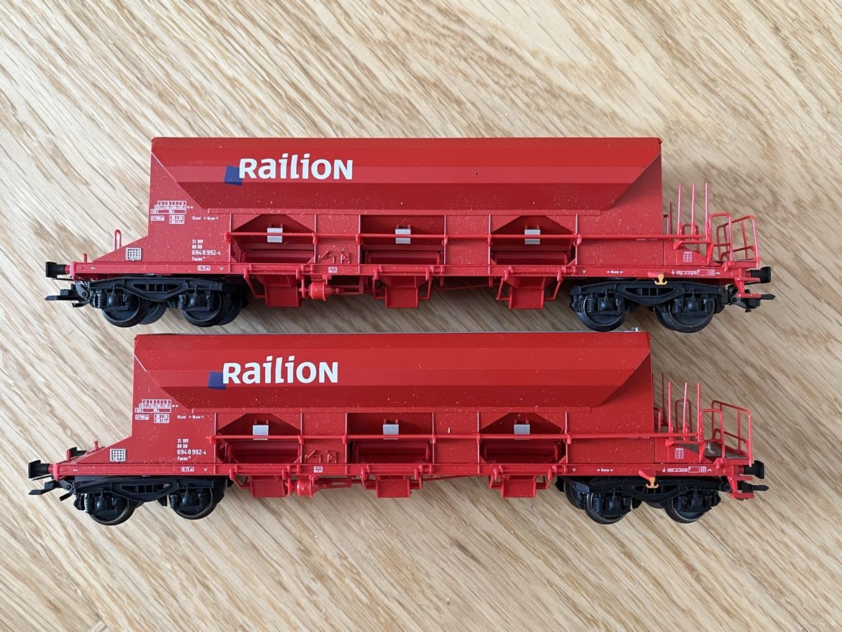 Märklin Modellini di ferrovie: 2 Schüttgutwagen Facns DB Märklin – Usato da Basel venduto da Re620_11627