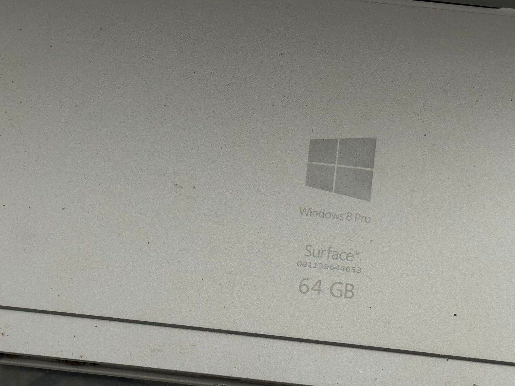 Microsoft Tablet PC: Surface Pro 3 - 64GB !! ungeprüft !! Ab 15CHF!! – Difettoso da Olten venduto da HoYa01 2