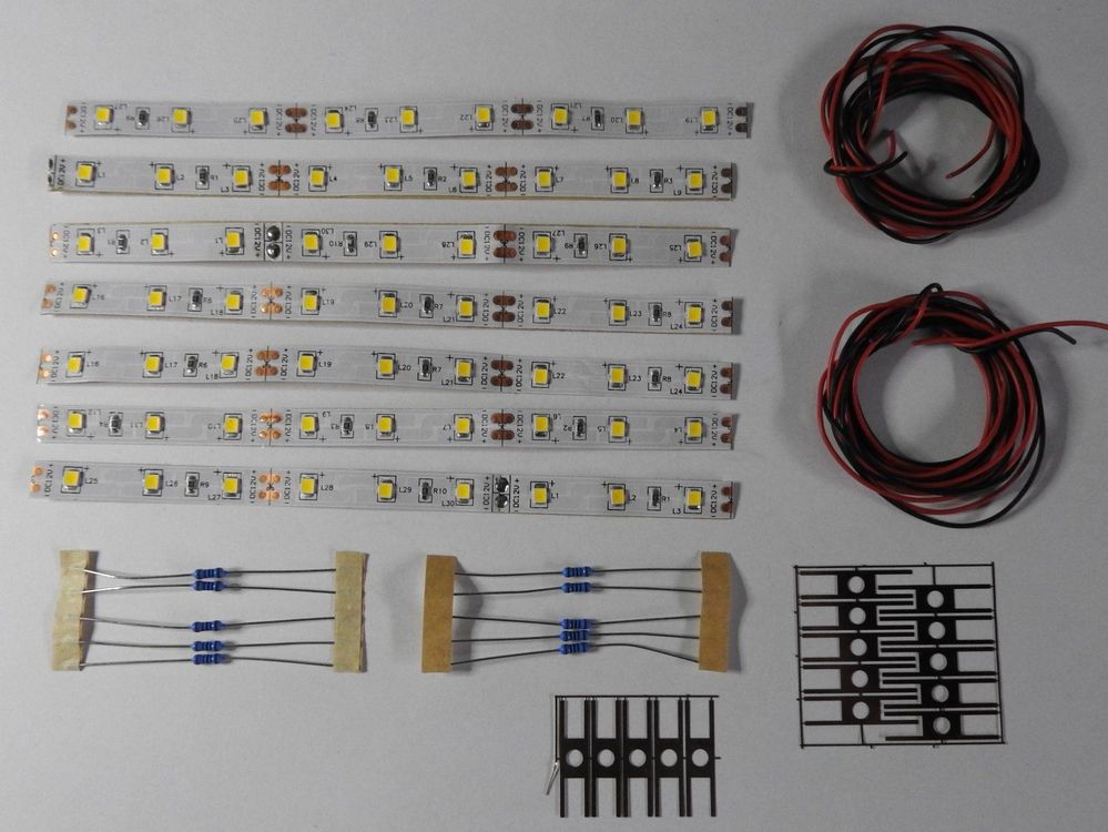 LICHTLEISTE Warmweiß 70/80er Jahre Wagenbeleuchtung Spur N Dapol 2a 000 041 354195192452