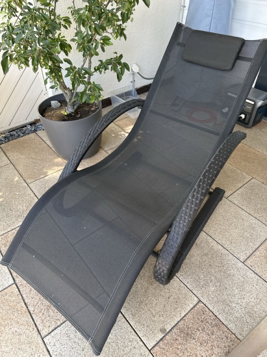 Chaises longues: Liegestuhl  – D'occasion à Brugg AG par tce_d9js 1