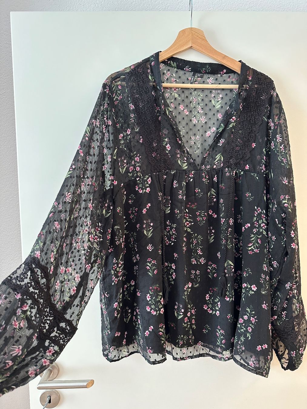 Only Camicette: ONLY Bluse Grösse 54 *NEU* – Nuovo (secondo la descrizione) da Wangen b. Olten venduto da na_wal