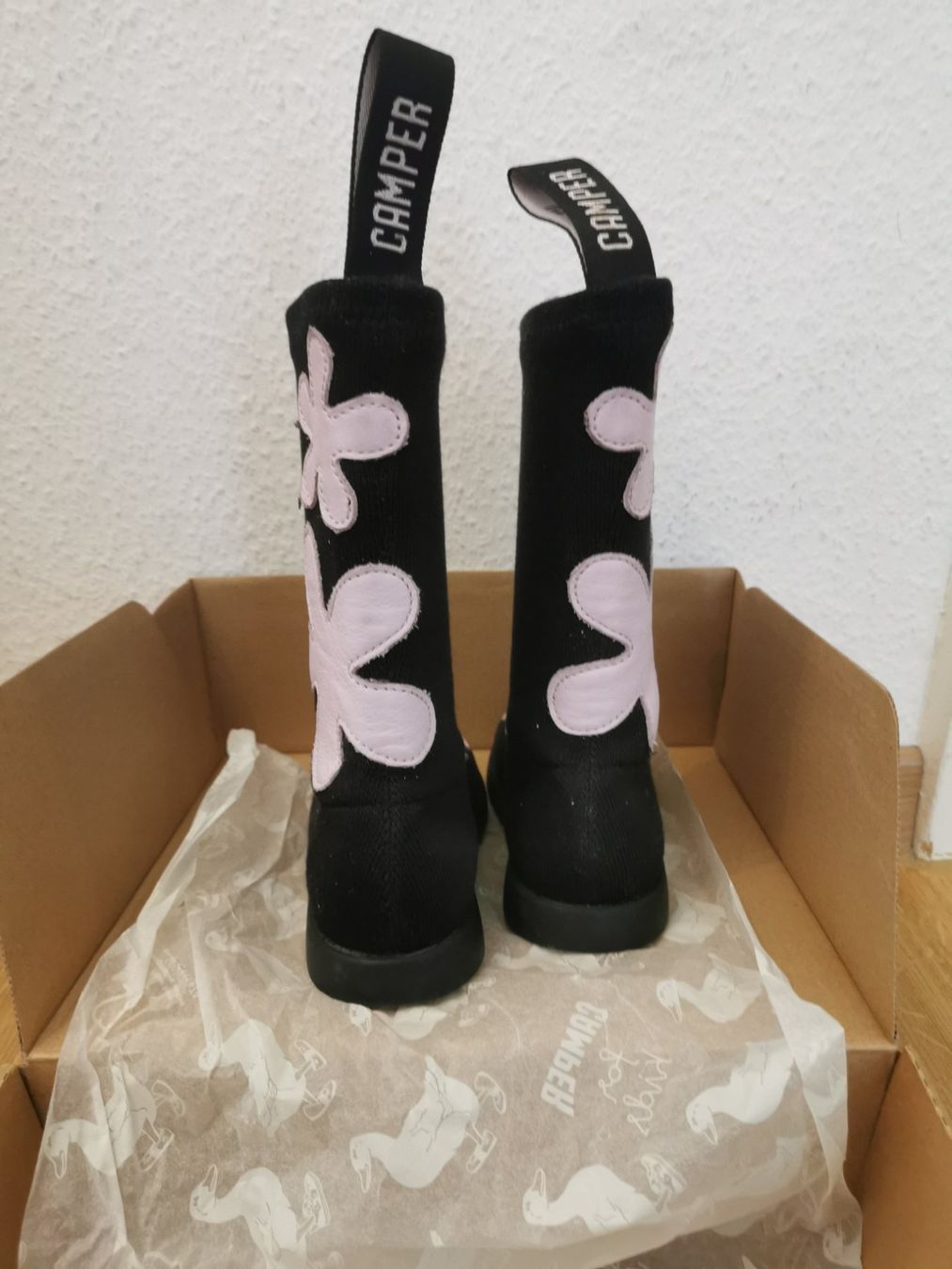 Camper Scarpe per ragazze: Camper Mädchen Stiefel Gr. 26 – Usato da Zürich venduto da Simfa 2