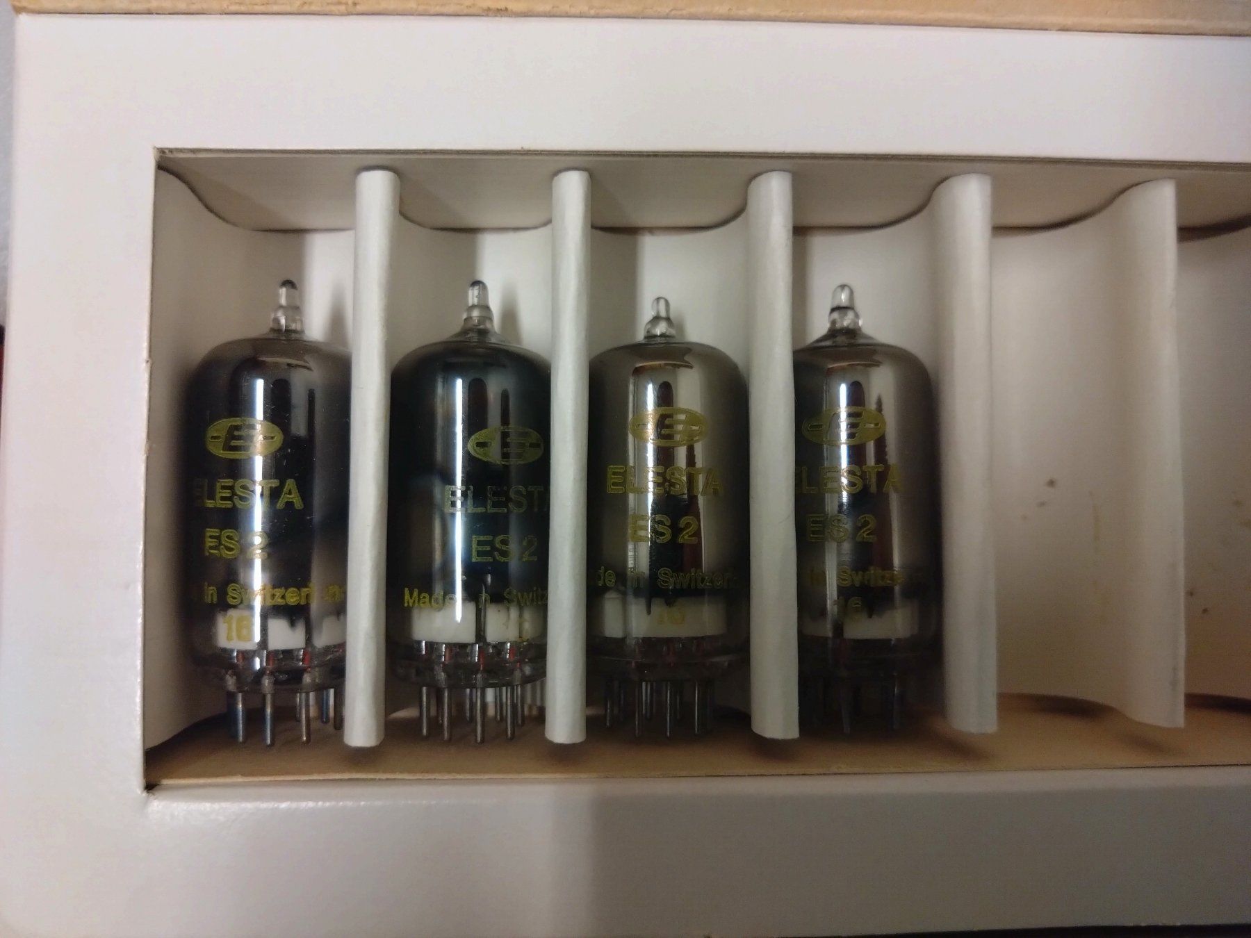 Elektronikbauteile: Elektronenröhren / Vacuum tube – Gebraucht aus Nuglar von SwissJukebox 3