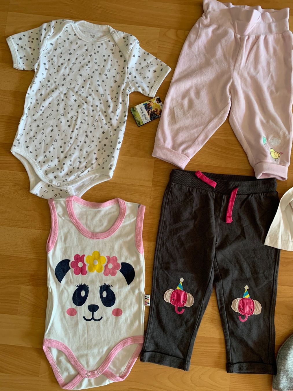 Kleiderpakete & -sets: Baby Kleider Grösse 74 – Neu (gemäss Beschreibung) aus Moosseedorf von SDmedia 2