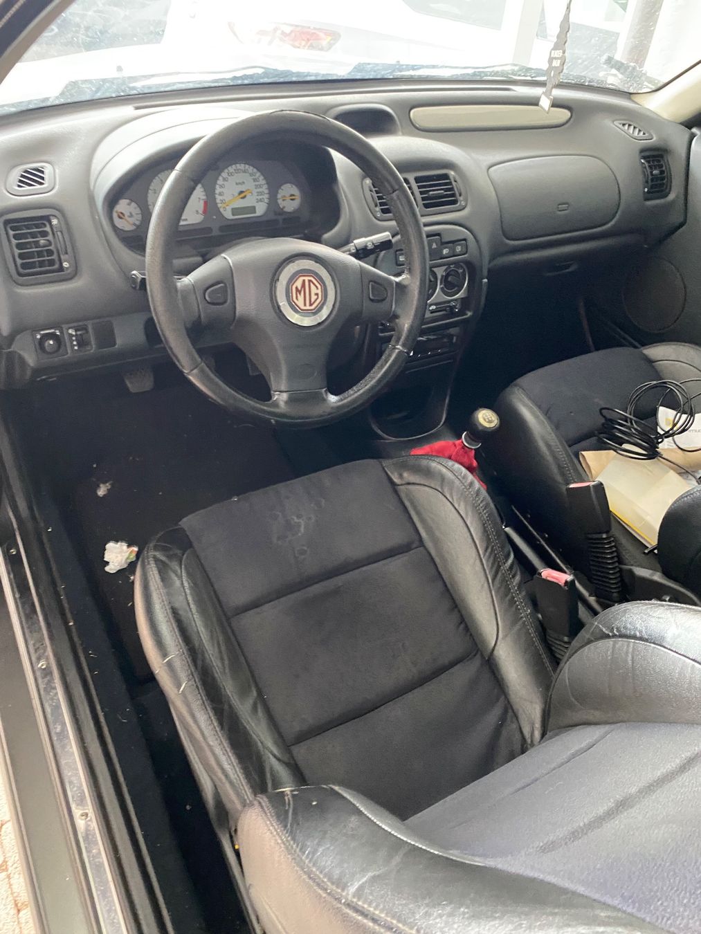 MG Autos: MG ZR160 – D'occasion à Lamboing par d_f_27xh 3