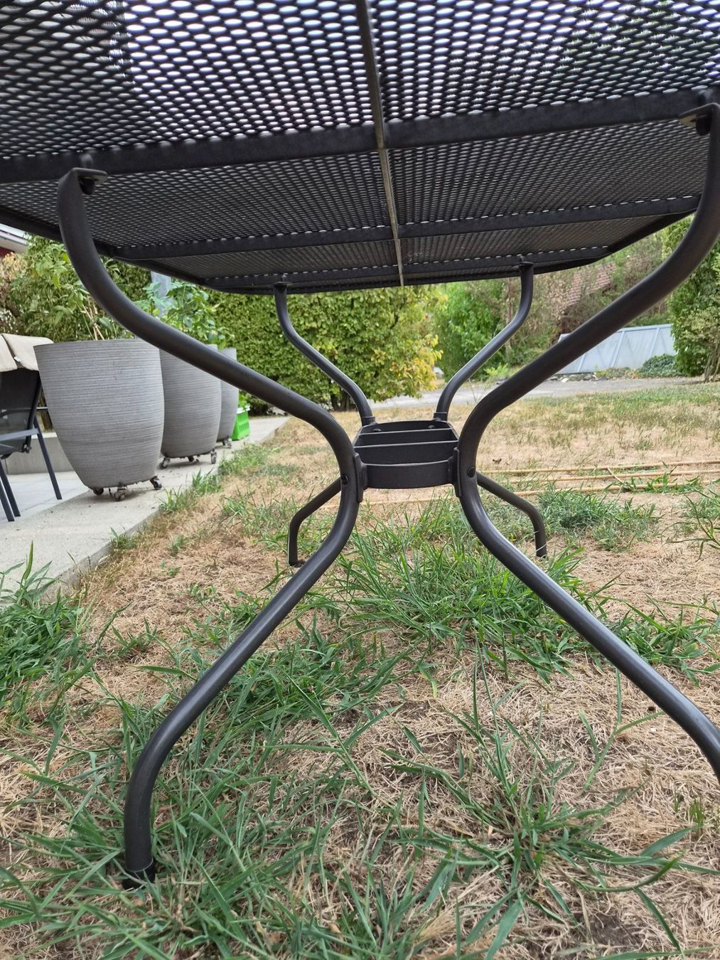Hunn Tavoli: Hunn Gartentisch – Usato da Regensdorf venduto da Antonloeffel 1