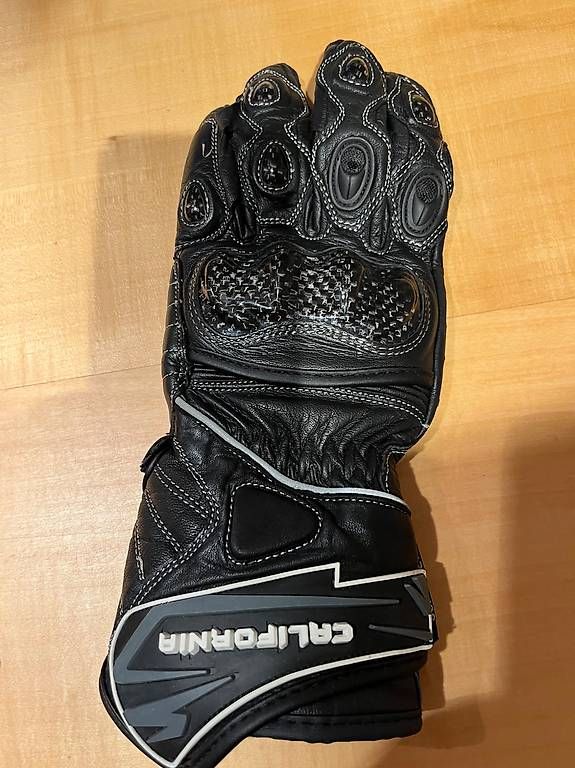 Altri accessori da uomo: Töffhandschuhe Beifahrerin  – Usato da Unterterzen venduto da bar_vvm6 1