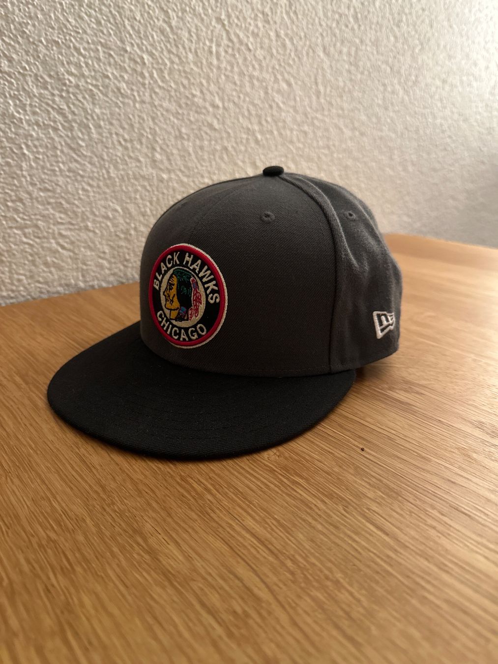 Altro in  Abbigliamento & Accessori: Chicago Blackhawks Cap – Usato da Herzogenbuchsee venduto da Wolfmarco