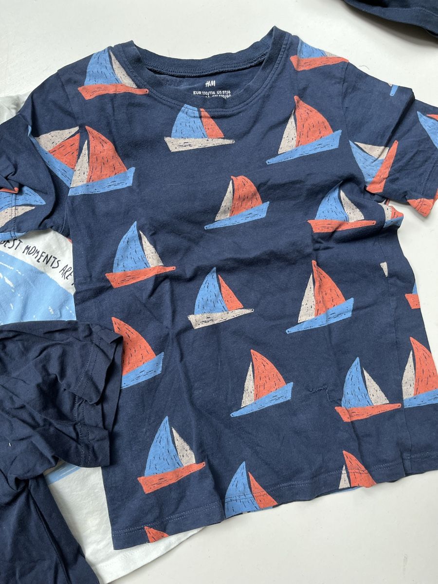 H&M Hemden, T-Shirts & Polos: T-Shirts, size 110/116, H&M – Gebraucht aus Zürich von Agave_Sue 1
