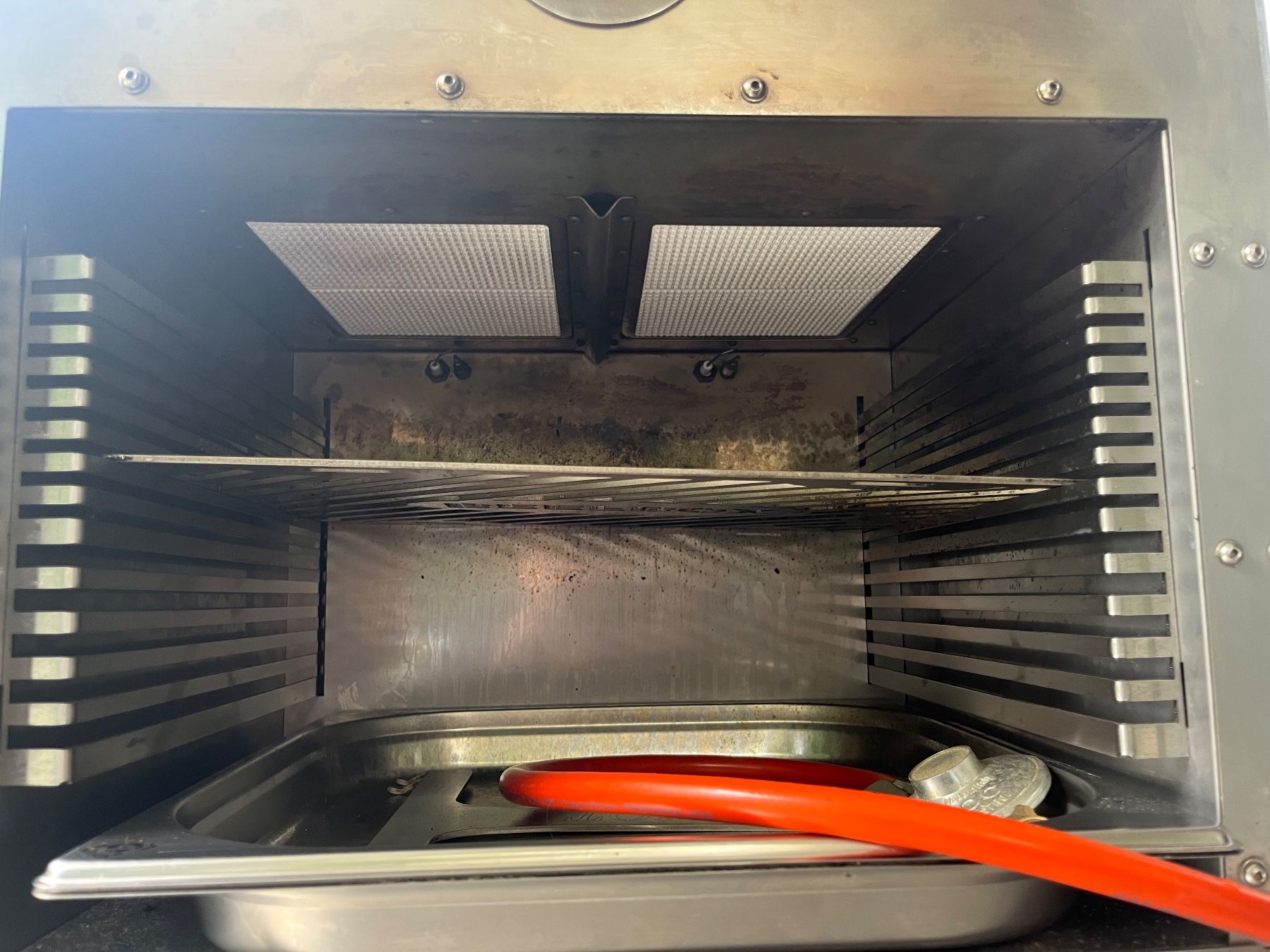 Griglie: BEEFBOX TWIN 2.0 Oberhitzegrill und Zubehör – Usato da Allenwinden venduto da Bastear 1