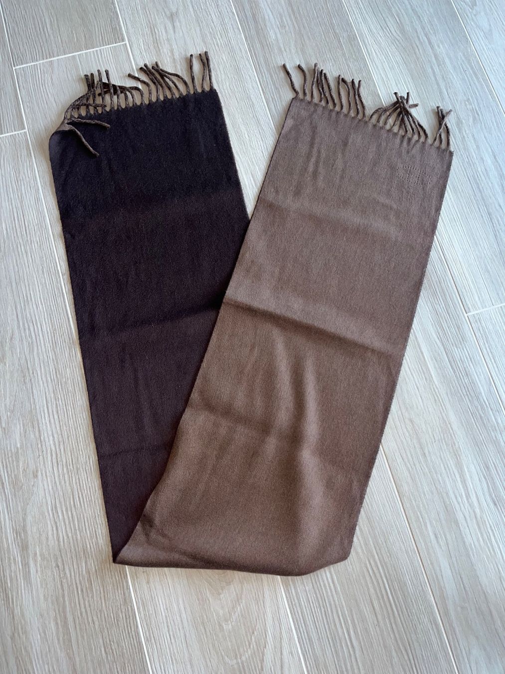Hermès Foulard & Sciarpe: Echarpe Hermès Recto-Verso - 100% cachemire – Nuovo (secondo la descrizione) da Givrins venduto da Nicolux01 1