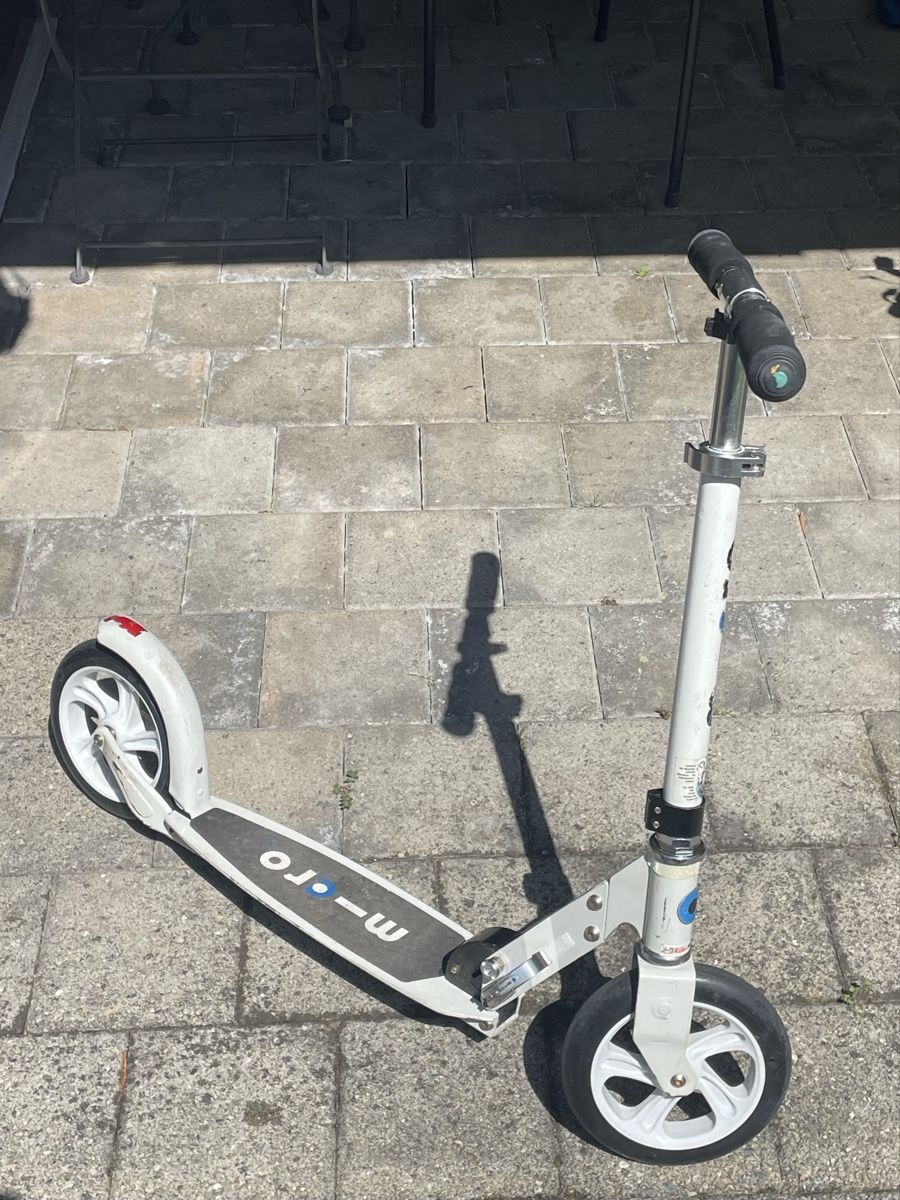 Micro Kickboard: Micro Scooter / Tretroller / Trottinett – D'occasion à Thalwil par isabel.schuhmacher 1