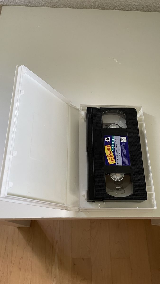 Tutti i VHS: Disney Pocahontas  – Usato da Volketswil venduto da Vicobe 1