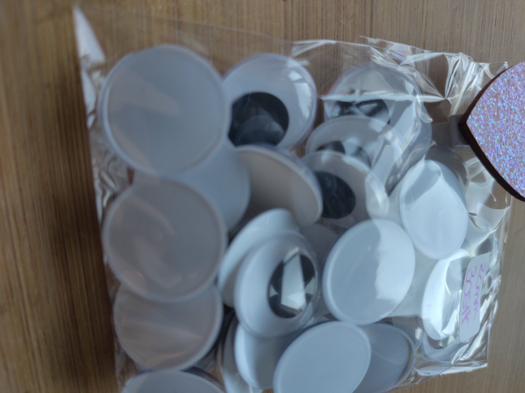 Kit bricolage: 30 stk Wackelaugen 20mm neu – Nuovo e nell'imballaggio originale da Leuggern venduto da Pummi19 1