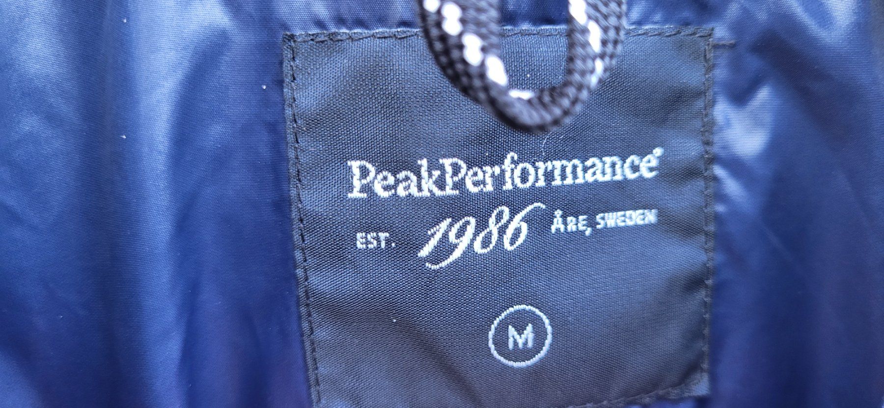 Peak Performance Giacche: Giacca primaverile Peak Performance blu, come nuova! – Usato da Davesco-Soragno venduto da fla_d77h 4