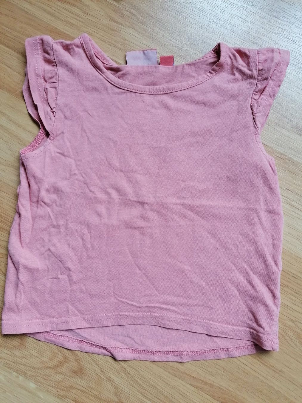Blusen, T-Shirts & Tops: T-Shirt Gr. 110 / 116 – Gebraucht aus Büttikon AG von Amineah