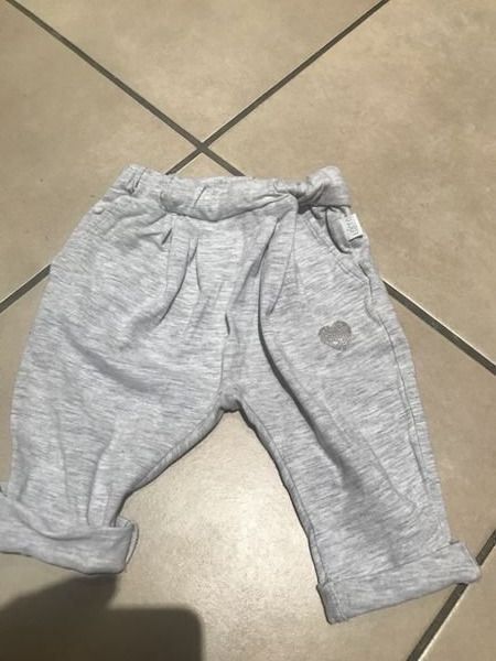 Pantaloni: Chicco Hose Mädchen 56 – Usato da Bergdietikon venduto da antovale