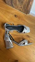 Silberne High Heels Grösse 39 mit Blockabsatz