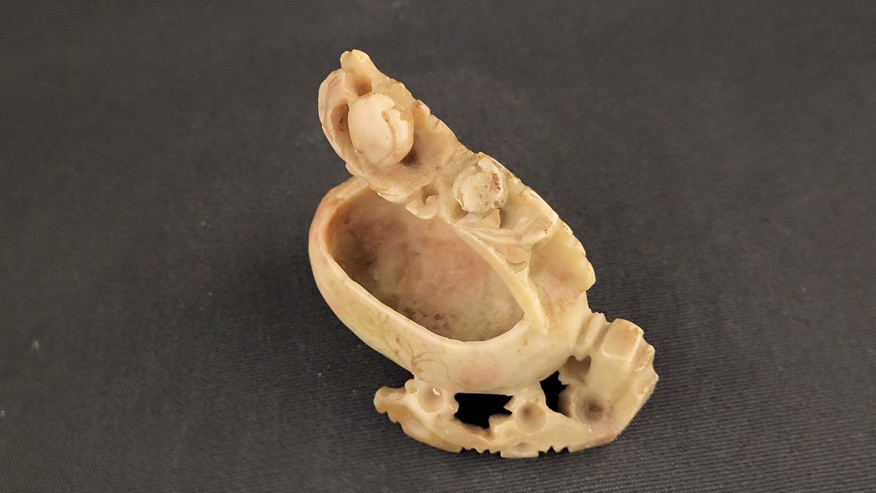 Figuren: Stein-Schnitzerei asiatisch – Gebraucht aus Basel von spinne02 5
