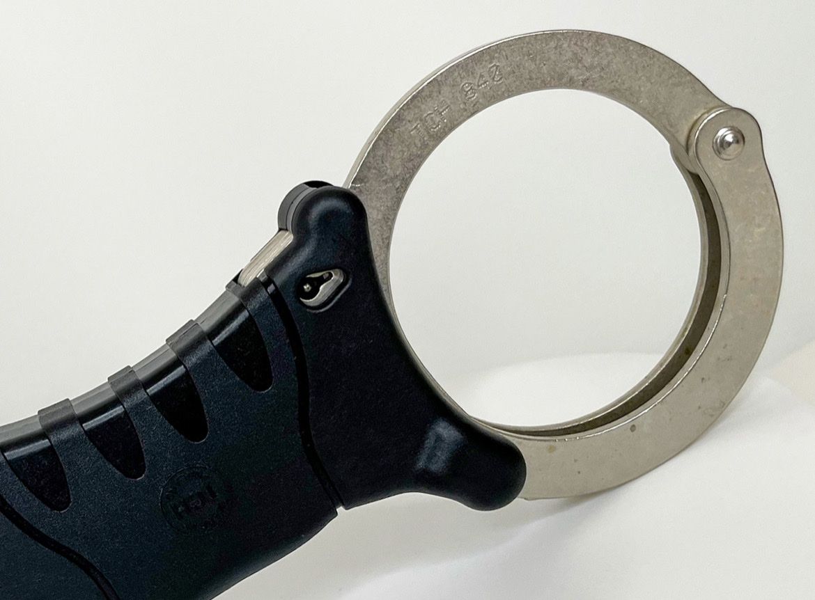 Autres événements d'entreprise et fêtes: Handschellen Polizei – D'occasion à Murten par val_bw5m 1