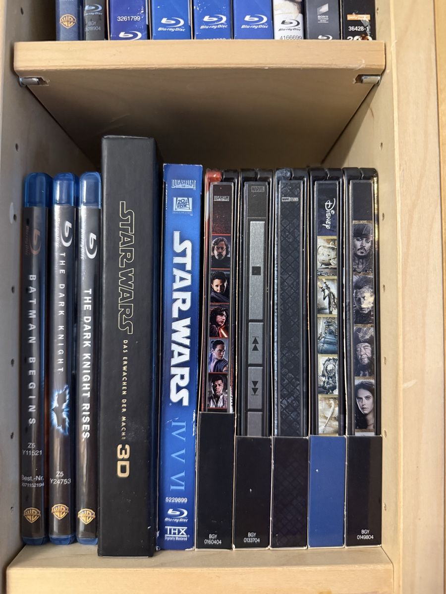 Tous les DVDs: Blu Ray Sammlung 300 Stk. – D'occasion à Rüfenacht BE par Legionar 3