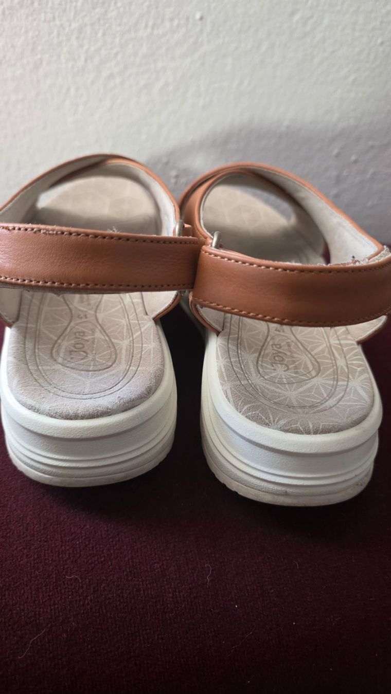Damenschuhe: Joja Sandalen grösse 41 – Gebraucht aus Wittenbach von rose_rosi 2