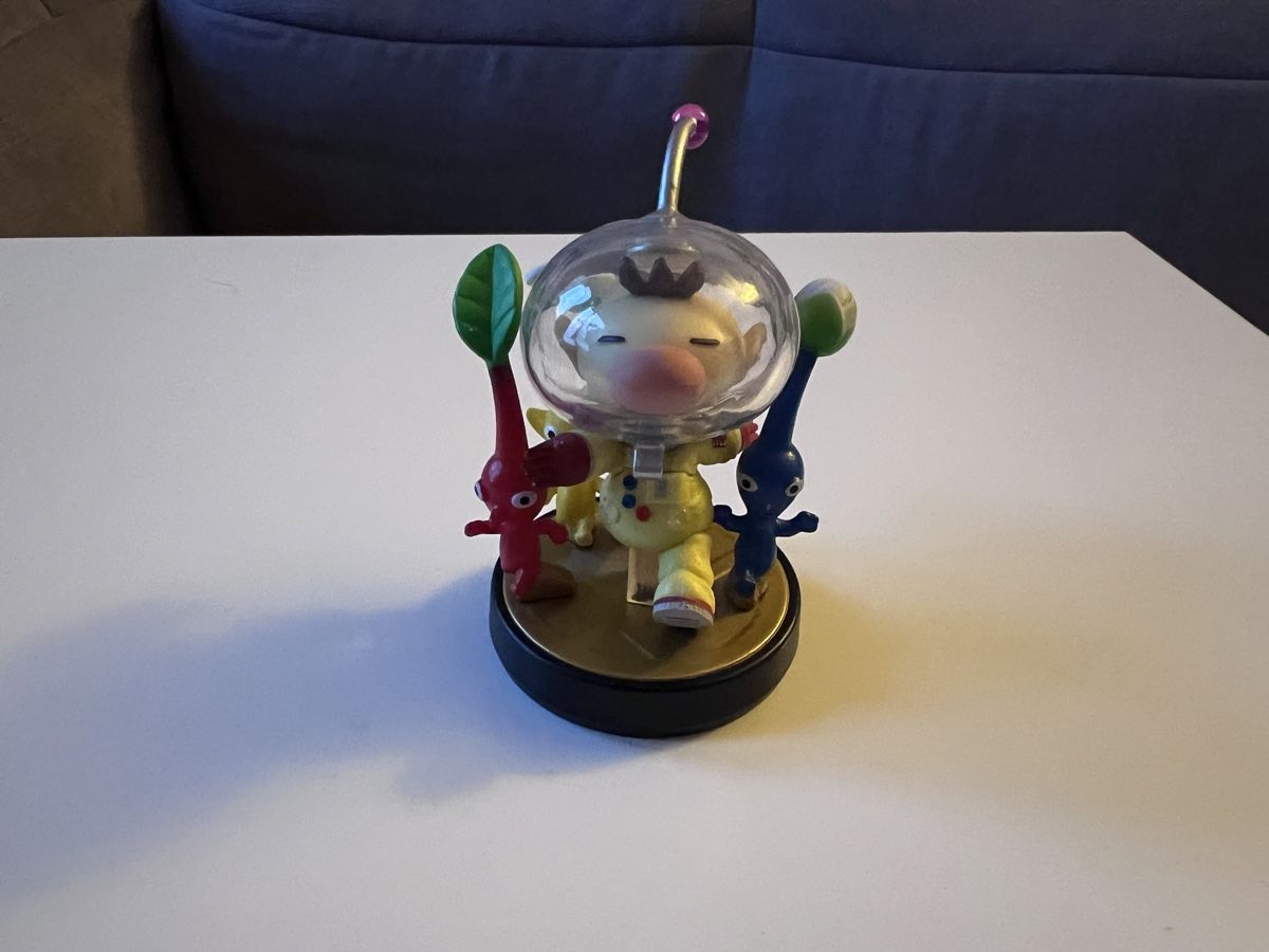 Nintendo Statuette: Super Smash bros. Figur Olimar – Usato da Riedern venduto da eLgionni