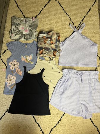 Mädchen Kleiderpaket Gr. 128