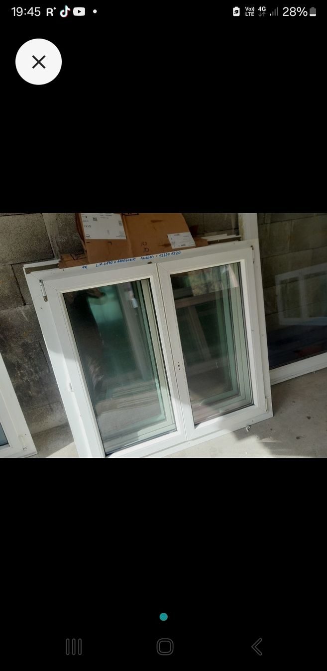 Fenêtres: Fenster – D'occasion à Marbach LU par san_8kt5