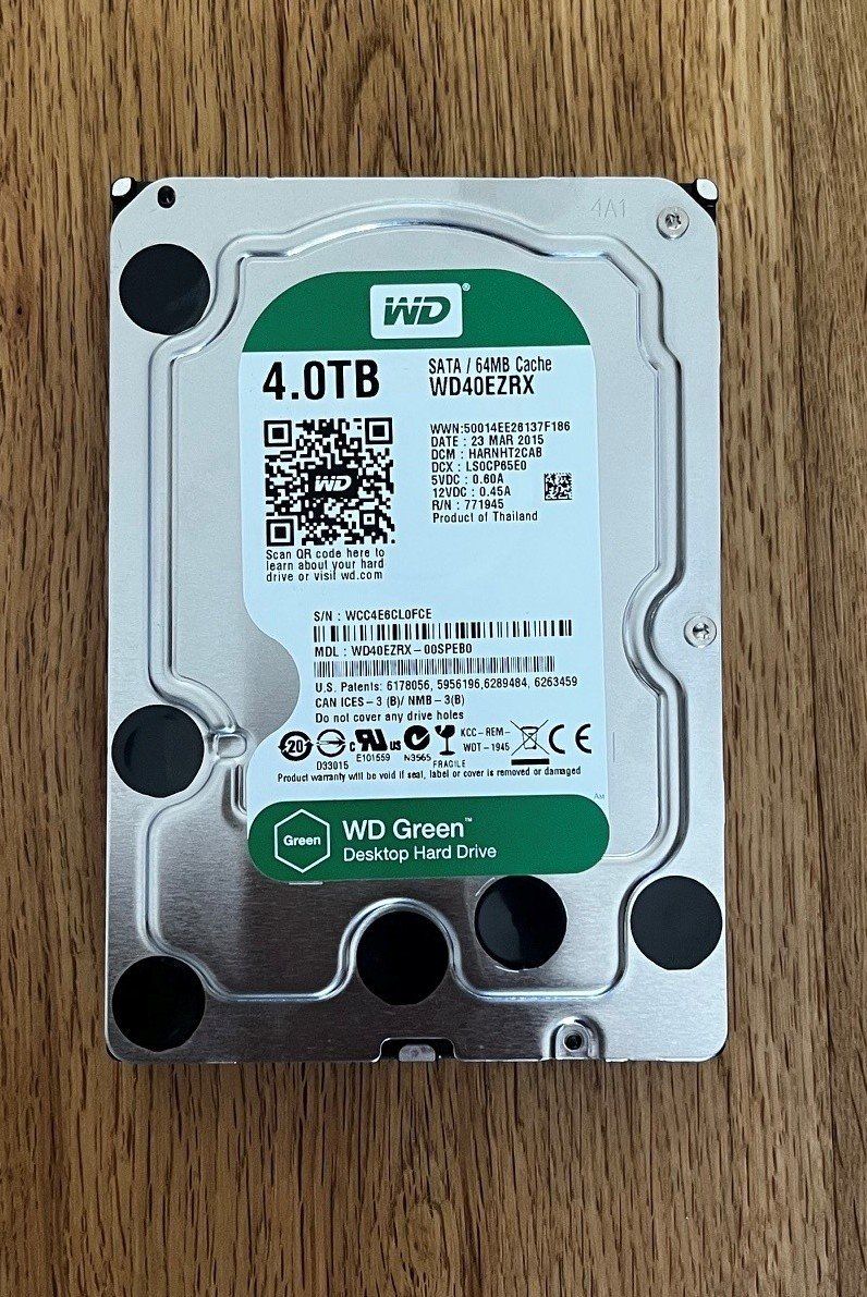 Western Digital Dischi rigidi: WD HDD 4TB – Usato da Willisau venduto da aronet