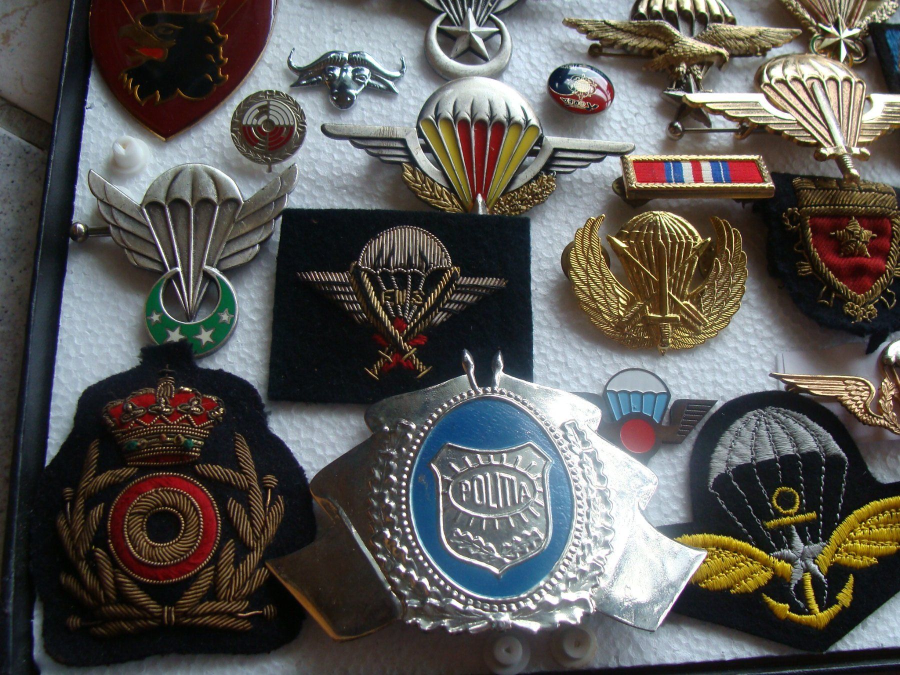 Placchette & Badge: Vente d'une collection d'insignes et de badges divers – Usato da Cuarny venduto da hen_g7hn 2